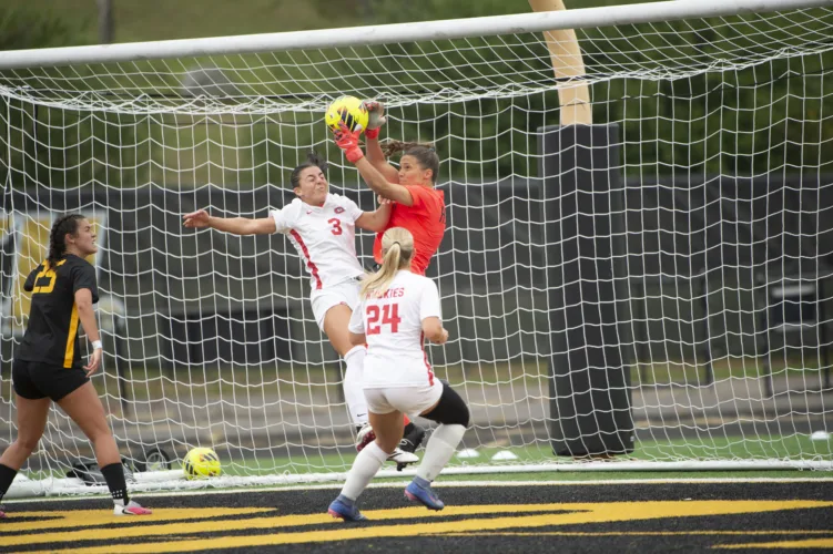 Huskies soccer looks to find winning formula quickly